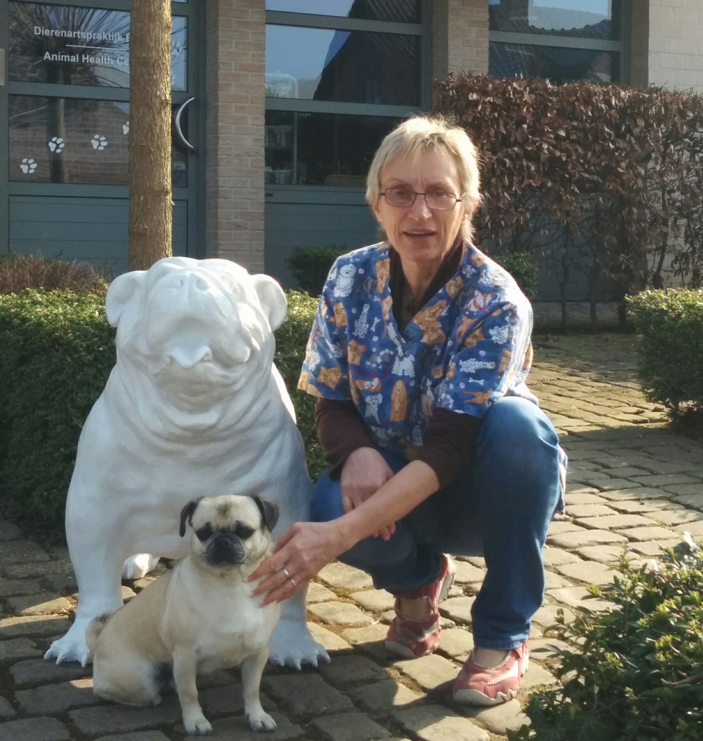 Dr Anne Peeters